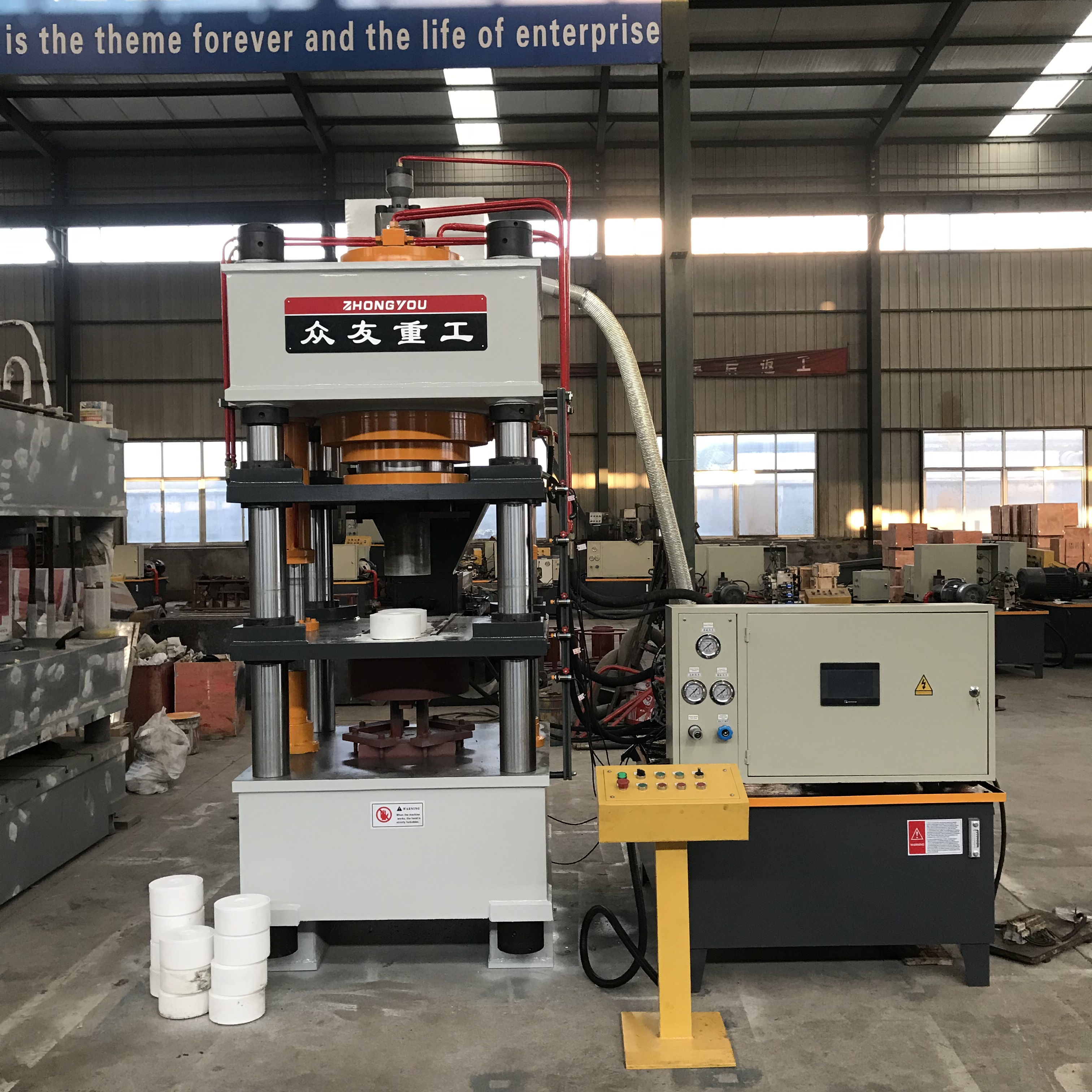 成型液压机有哪些维修要求及注意事项？