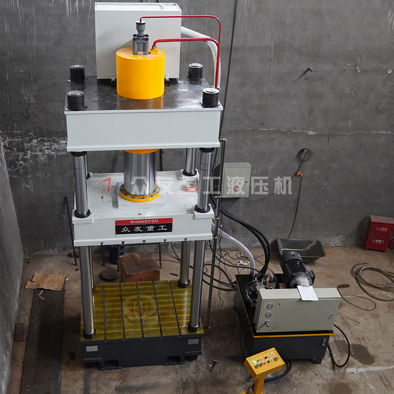 三梁四柱液压机和锻造液压机区别大吗