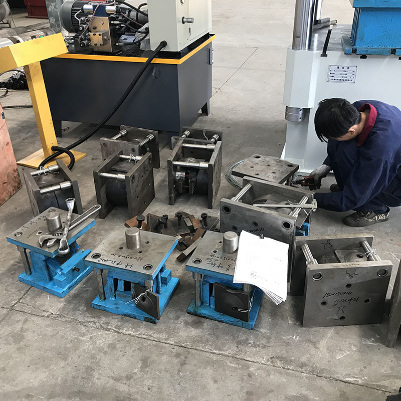 油压机液压系统中调速阀和溢流节流阀的节流调速回路