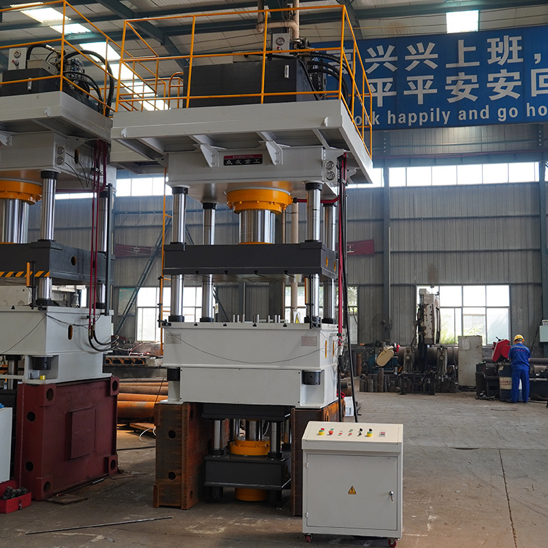 315吨伺服系统拉伸机一体式四柱液压机电动车挡风板拉伸压力机