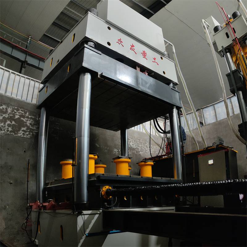 1500吨伺服四柱液压机 1500吨碳纤维热压成型压力机