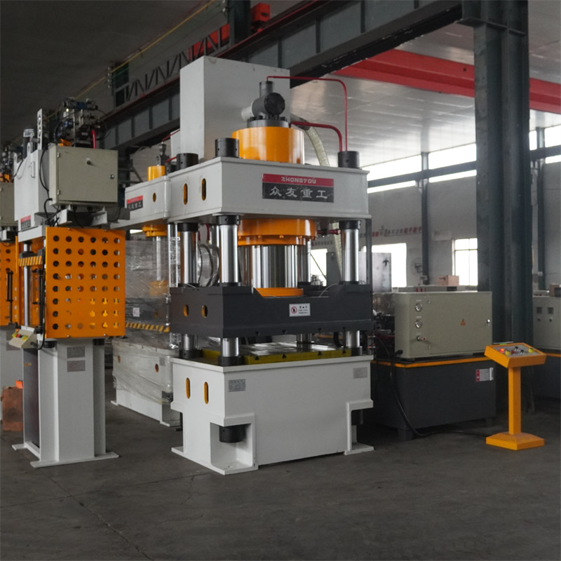 500吨电解槽液压机 PP材料热压成型压力机