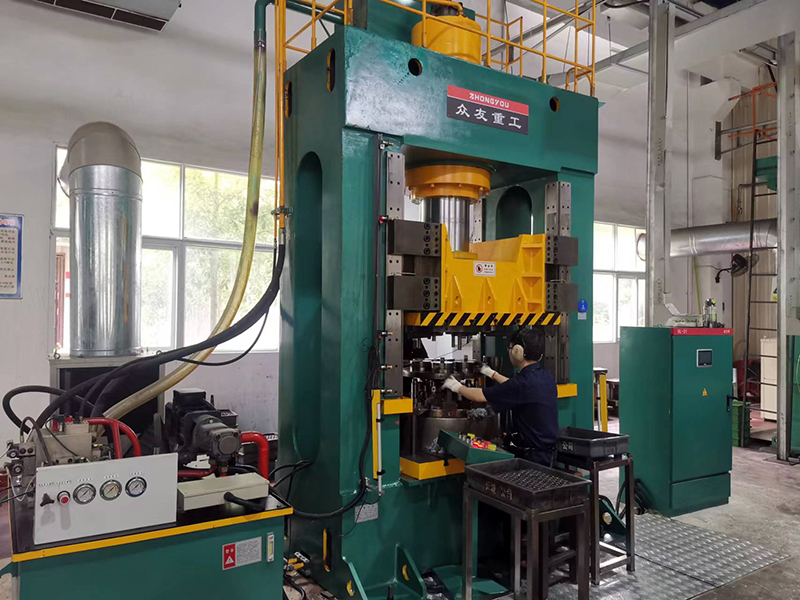 3000吨框式液压机