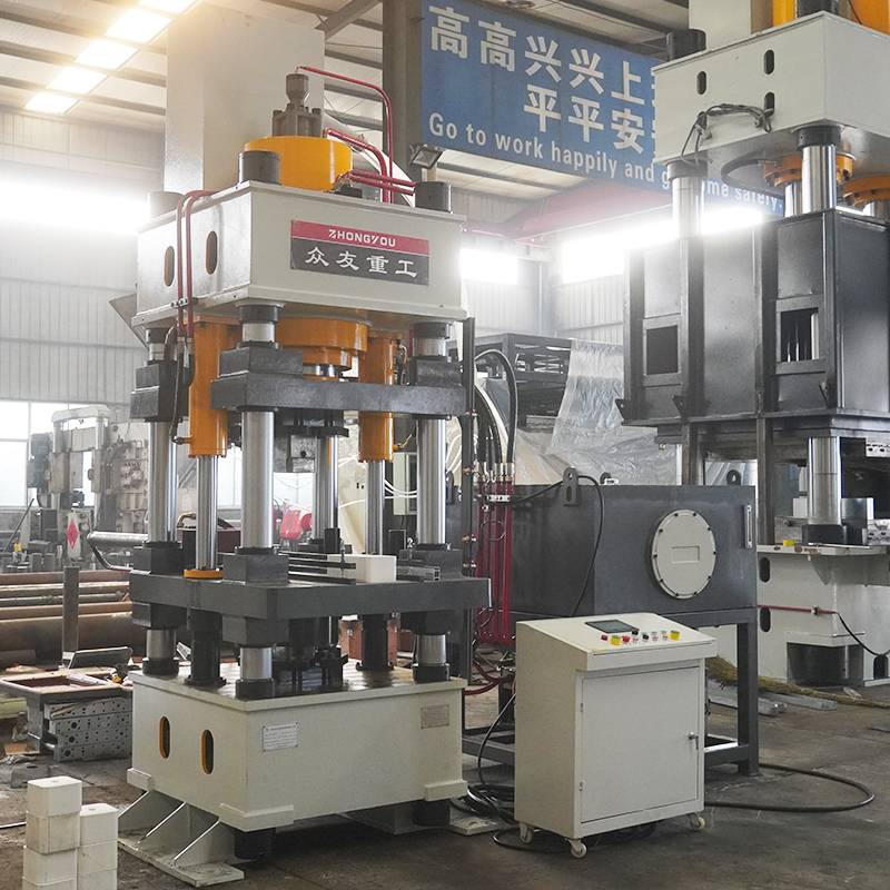 315吨牛羊舔砖液压机 315T盐砖机