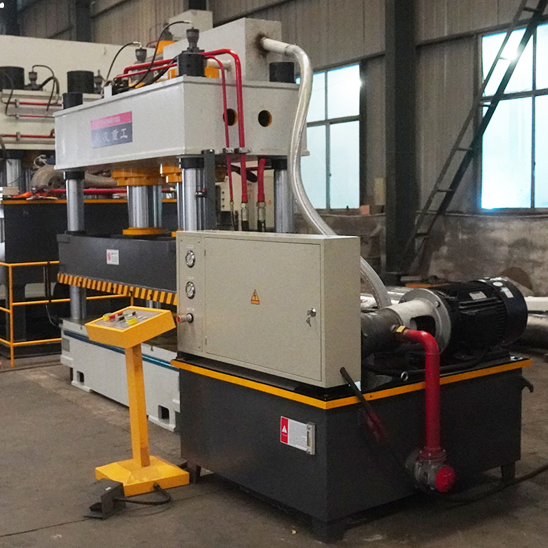 315吨彩石金属瓦液压机 双缸四柱压力机