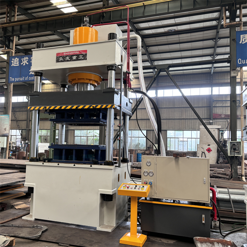 400吨灰斗车液压机生产线 四柱压力机