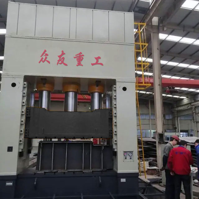 1200吨框式液压机产品优势