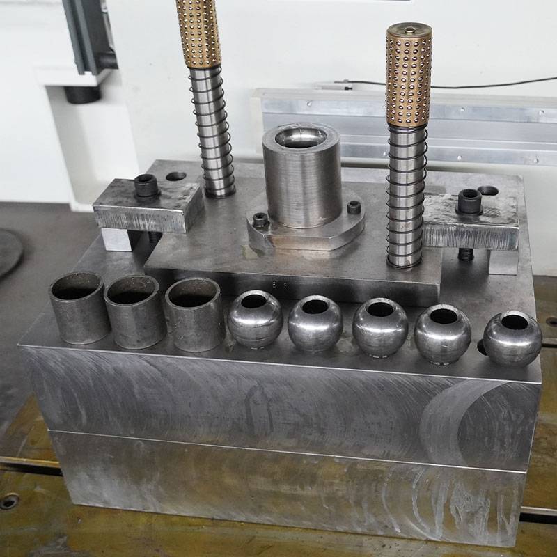 单臂液压机圆管压钢球  单柱油压机