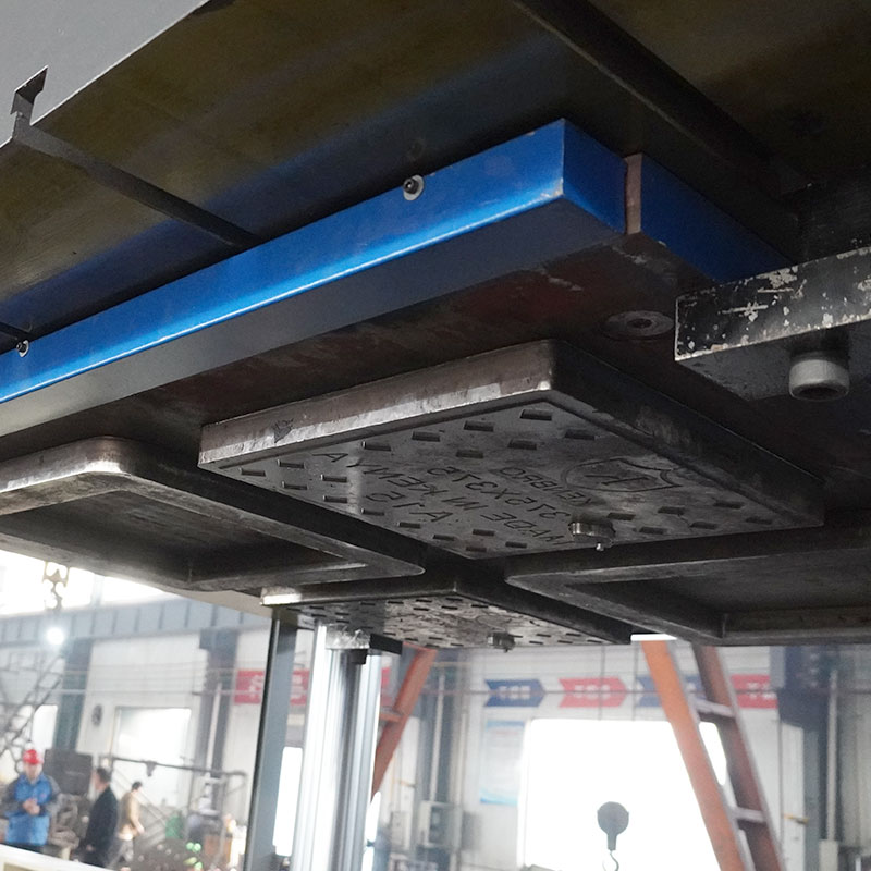 400吨SMC井盖液压机    树脂井盖压力机