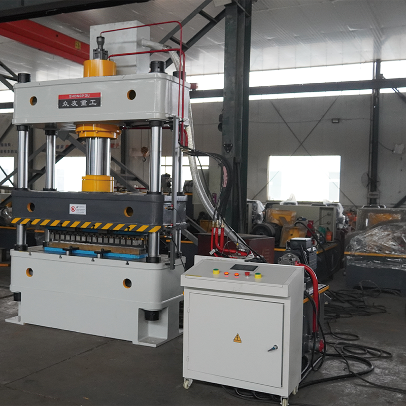 150吨钢管冲孔液压机   150吨三梁四柱液压机