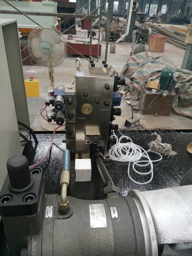 400吨四柱液压机已发货