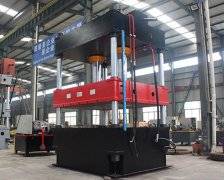 四柱液压机的精度怎么调整呢？