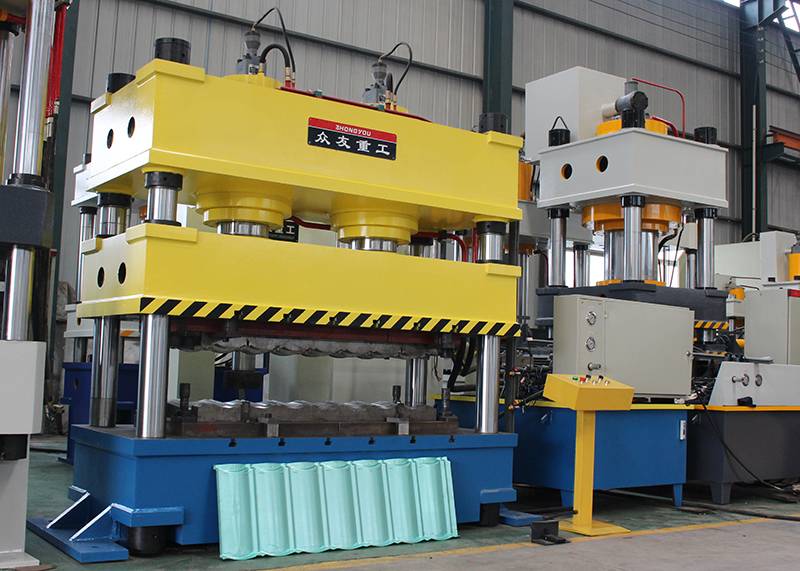 315t双缸四柱液压机大台面压彩石金属瓦