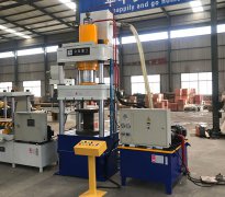 四柱液压机的的液压油多长时间跟换，加多少