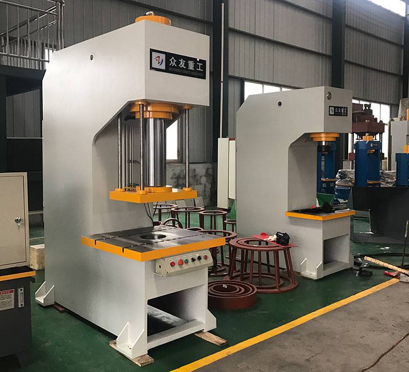 100T单臂液压机机器性能及结构概述