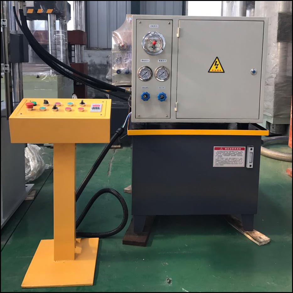 500吨三梁四柱液压机厂家发货