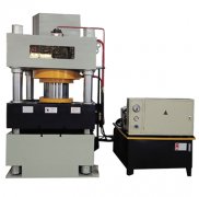 四柱液压机如何选用油封