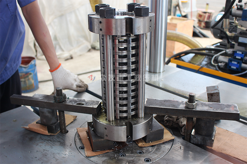 150吨压齿轮液压机 150T金属成型四柱油压机