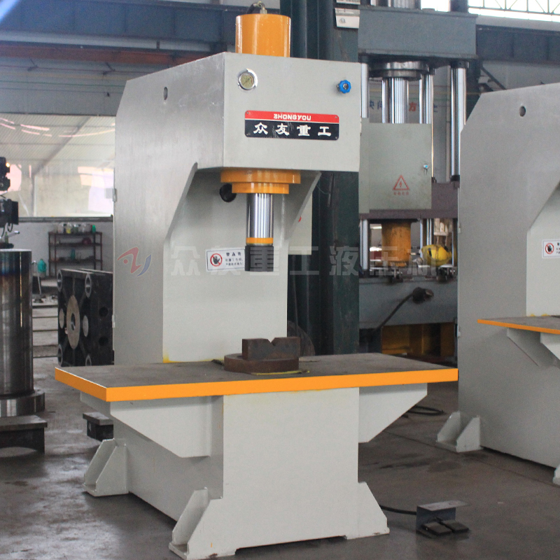 单柱校直液压机怎么固定模具？