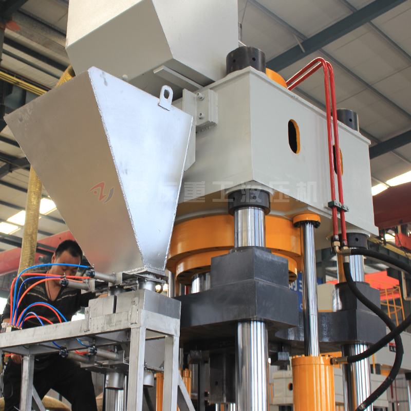 1000吨自动送料牛羊舔砖液压机 一出二5公斤盐砖机 粉末成型油压机盐砖机