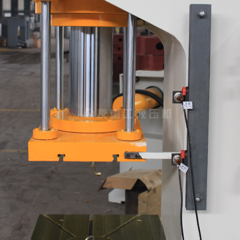 100吨四柱导向单臂液压机 100t单柱油压机 100吨压装液压机