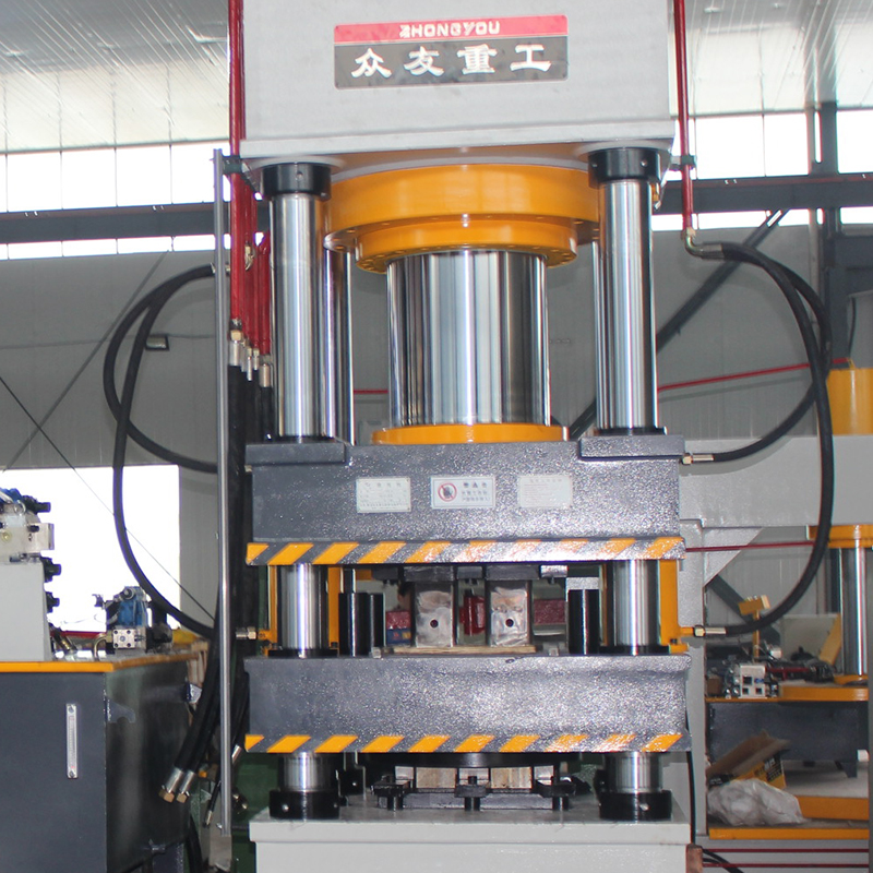 630吨牛羊舔砖液压机 630T盐砖机 一出二盐砖机 粉末成型油压机