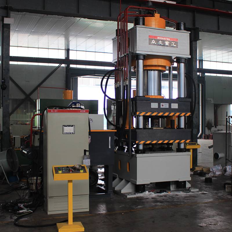 630吨牛羊舔砖液压机 630T盐砖机 一出二盐砖机 粉末成型油压机