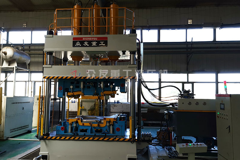 热压成型液压机为什么会产生气泡？滕州液压机厂家解答