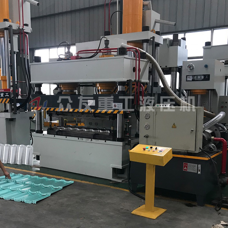 200吨三梁四柱液压机多少钱一台？液压机厂家价格