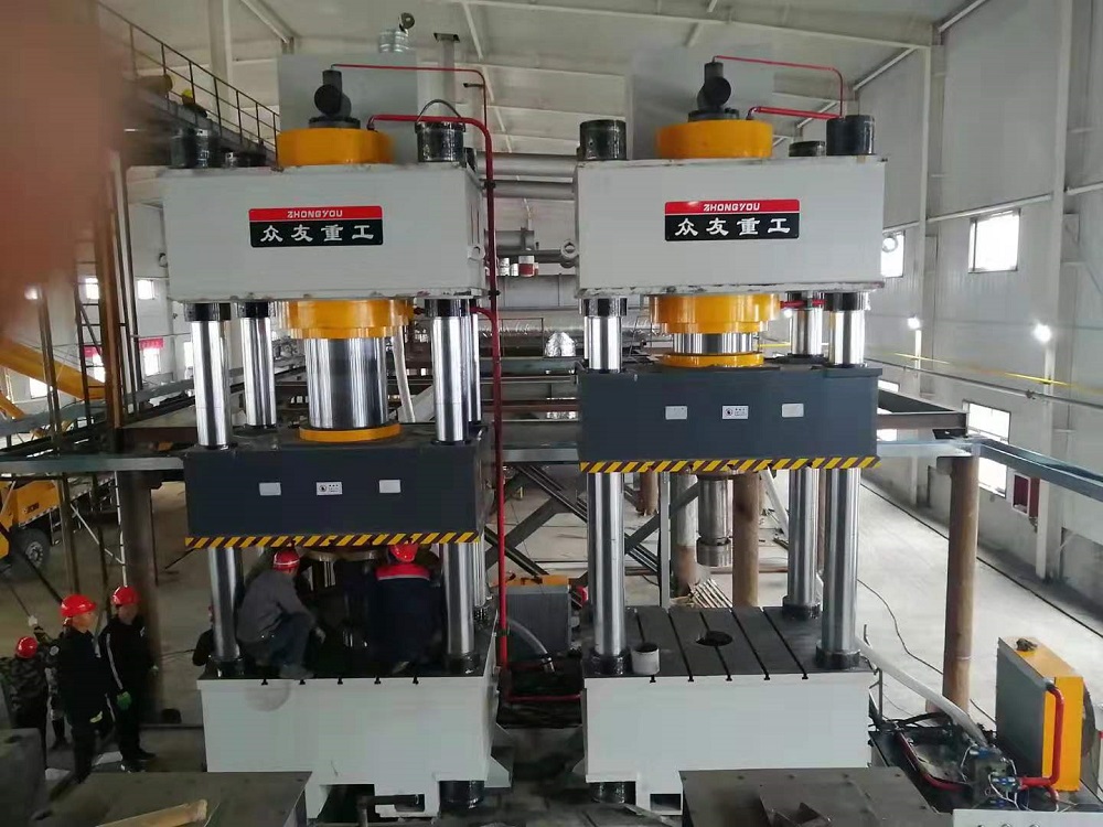 1000吨三梁四柱液压机更换油缸的密封圈的步骤