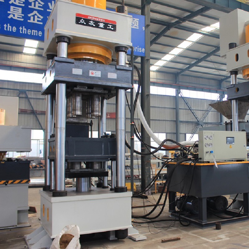 怎样选购800吨三梁四柱液压机是比较睿智的呢？