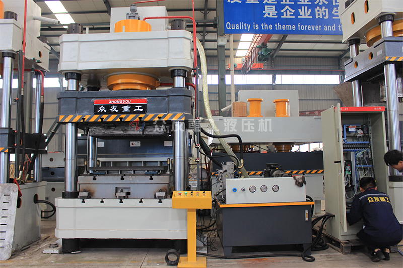 漏粪板成型液压机油泵无法吸油问题