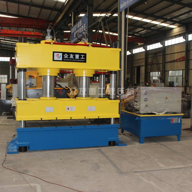 315吨漏粪板成型液压机应该怎么清洗？