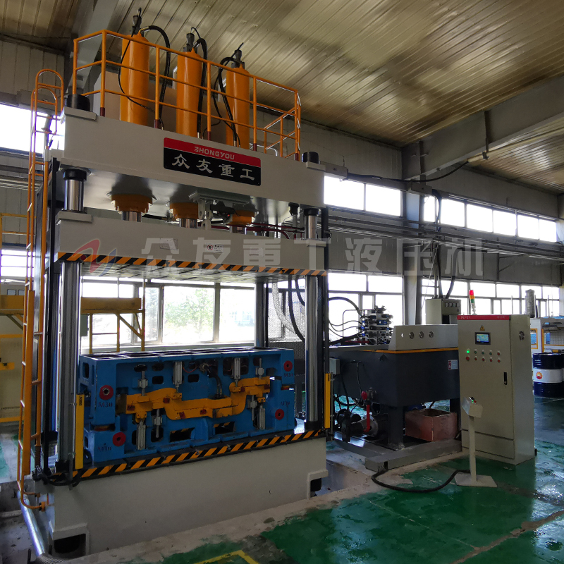 630吨新能源汽车覆盖件液压机液压泵和液压马达安装要求