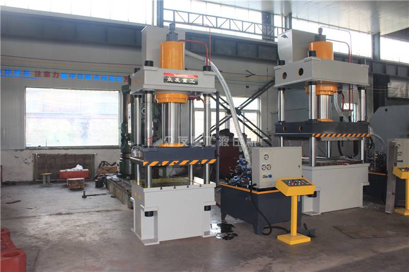 安装四柱压力机时有哪些注意事项？