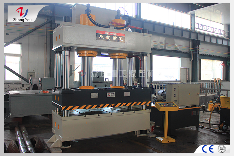 怎么控制630吨四柱液压机的精度？液压机厂家整理解答